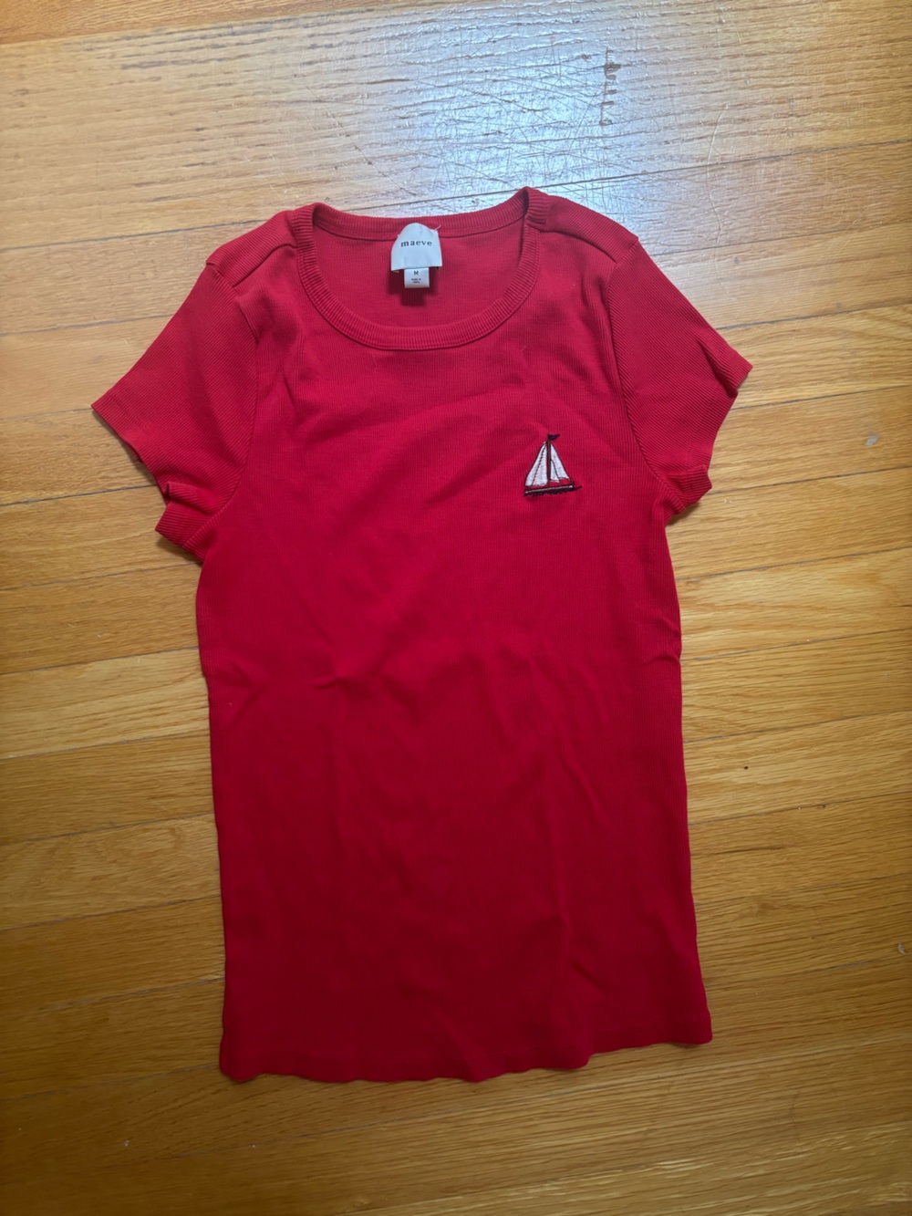 Maeve Red Short Sleeve Tee with Sailboat Patch size Medium